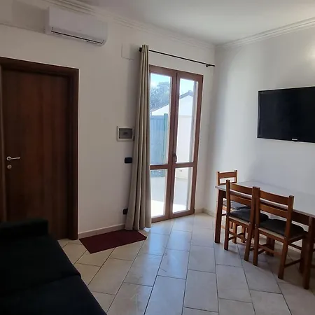 Red Rose Tiburtina Дом отдыха Рим